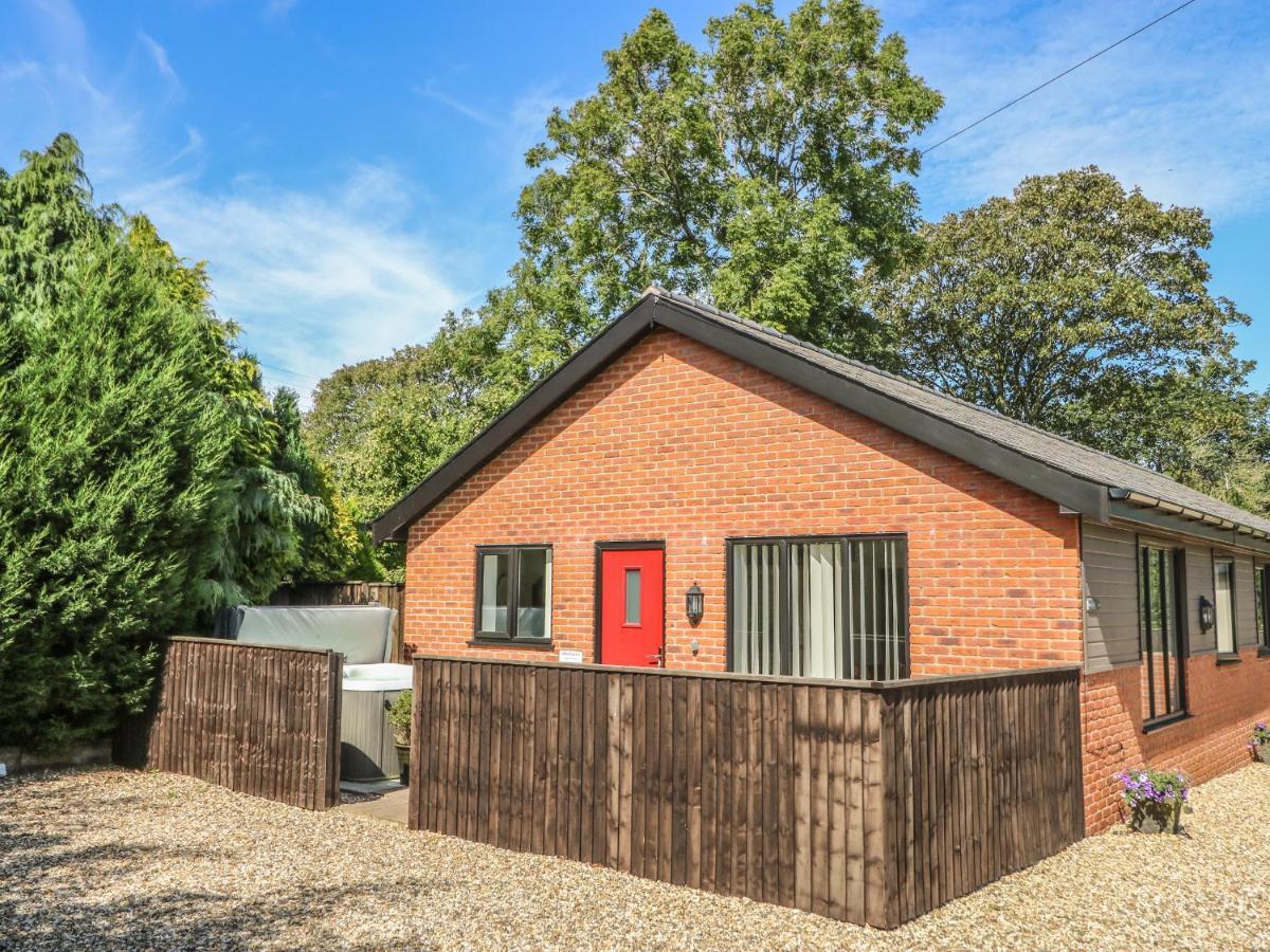 Cedar Cottage, Poulton-Le-Fylde Exterior foto